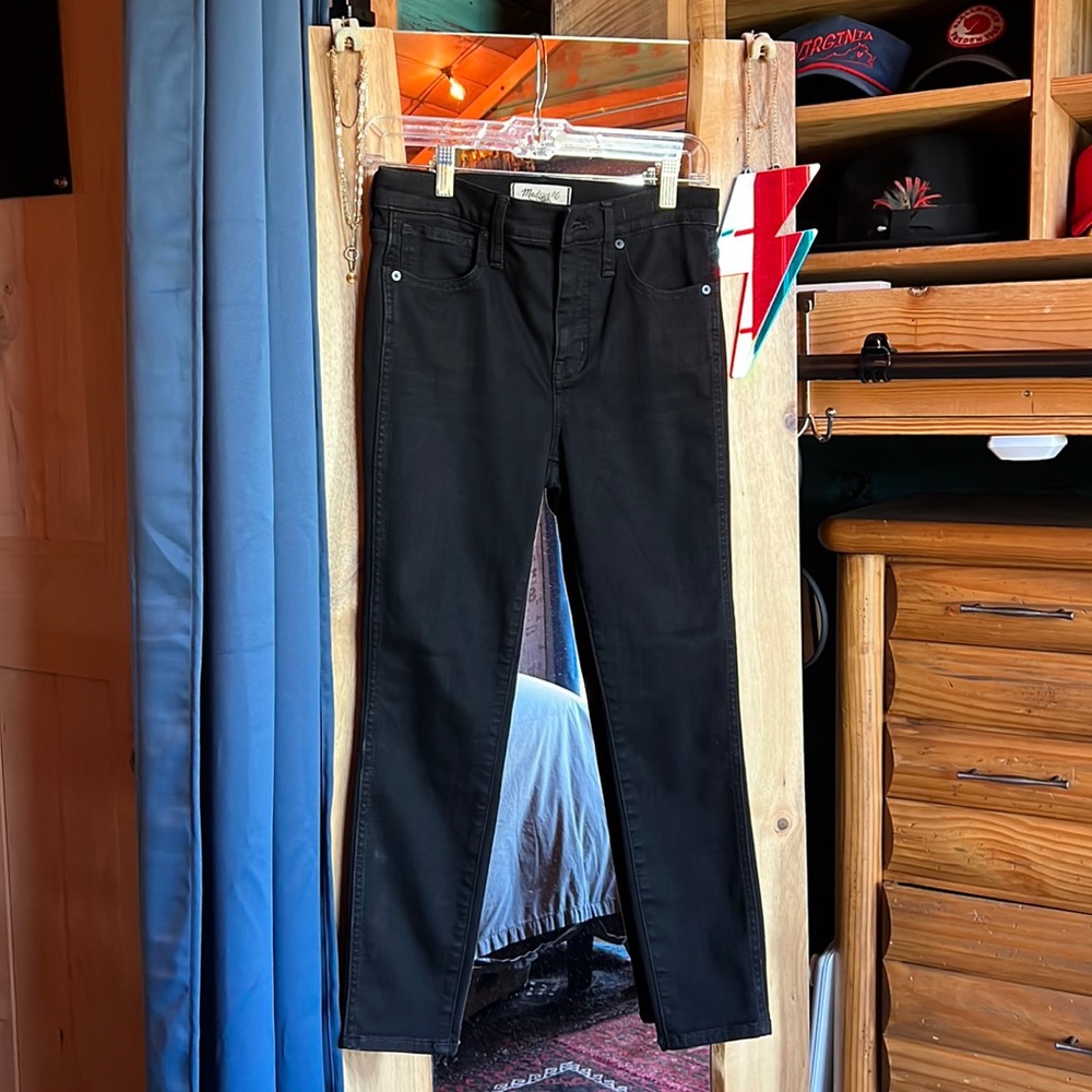 Madewell black 10” high-rise skinny jeans 26 Petite (short)